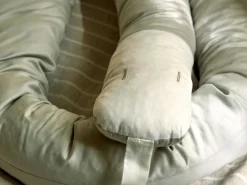 Baby- & Kinderschlafschlange, Jesper sand/natur, 10 x 200 cm, Bezug: 100 % Baumwolle, Füllung: 100 % Naturlatex, GOTS, VEGAN