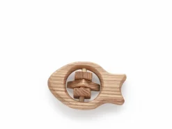 Babyrassel Fisch aus Eschenholz, 8,5 x 6 cm