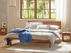 Bett Jukai Pur, mit Flächenbetthaupt, inkl. integriertem Lattenrost, 160 x 200 cm, Buche