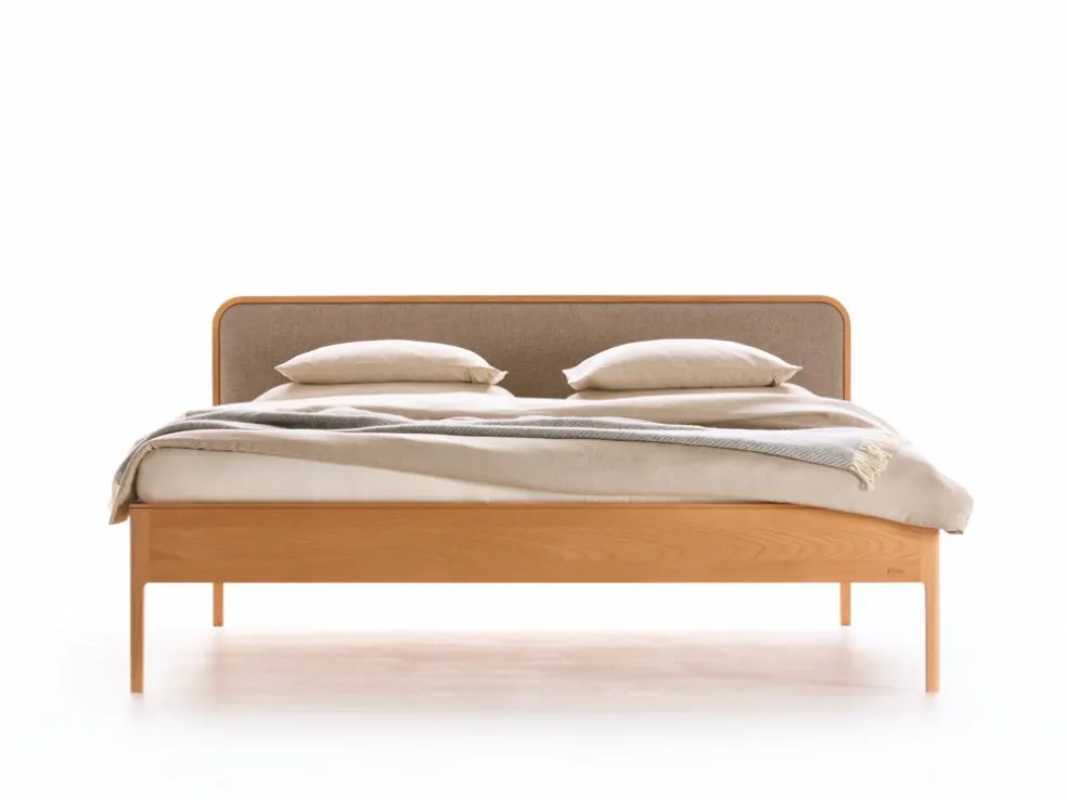 Bett Tenso mit Polsterbetthaupt, 180 x 200 cm, Wollstoff Tano Natur (79), Buche