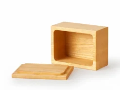 Butterdose aus Eschenholz, geölt, 14 x 10,5 x 7,5 cm