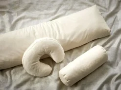 Halbmond-Nackenkissen gefüllt mit Naturlatexflocken, 37 x 29 x 7 cm