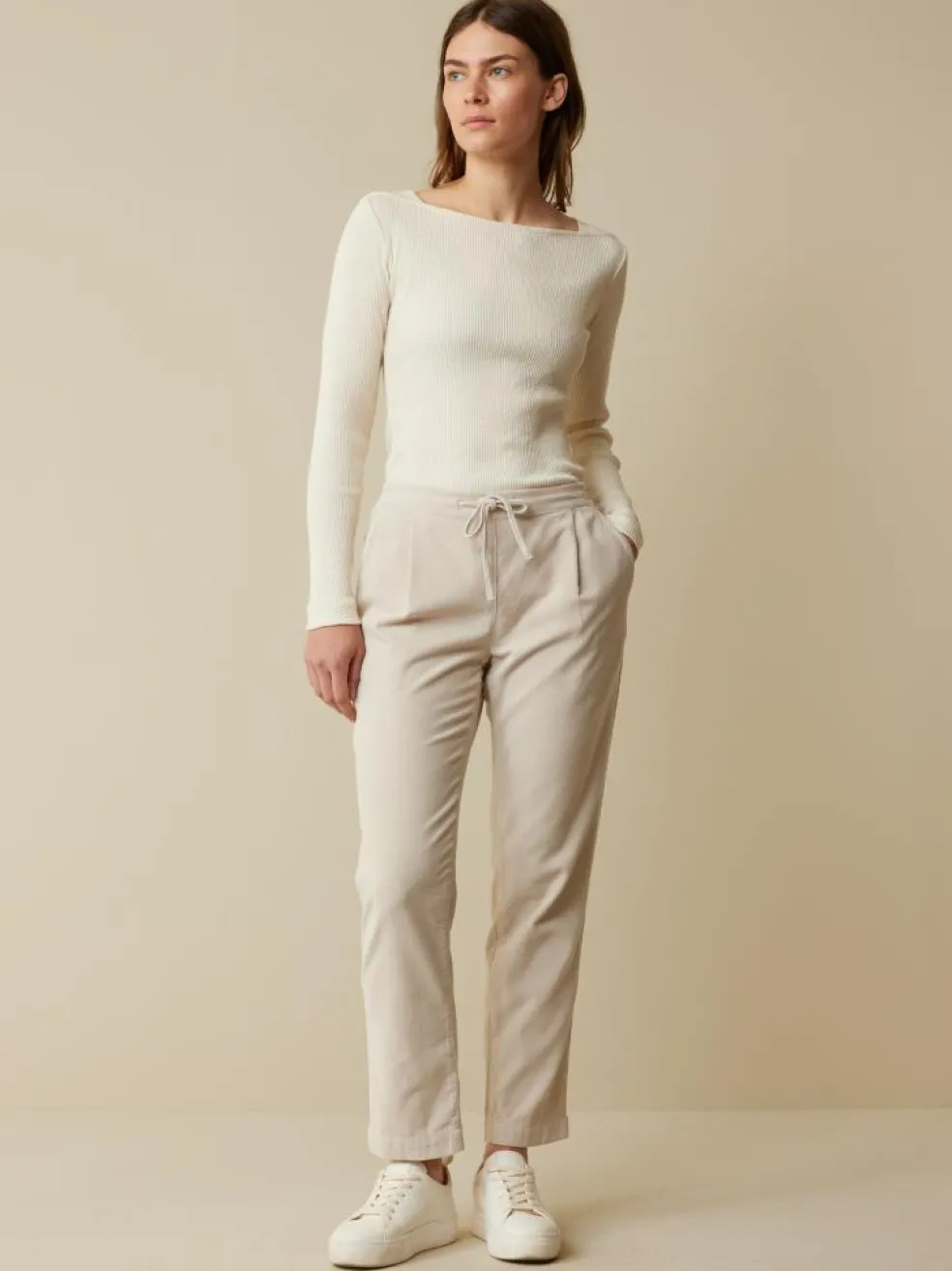 Hose Joggpants Babycord, 100 % Bio-Baumwolle, 10 stein, 32, GOTS