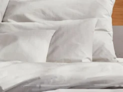 Kissenüberzug FABIA Pur, stein, 40 x 60 cm, 100 % Baumwolle, Chambray, GOTS