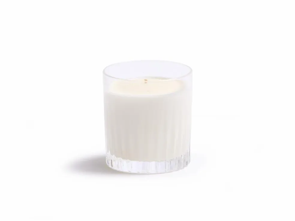 Natürliche Duftkerze TAGTRÄUMER im Trinkglas mit Rillenschliff, ø 8,5 cm, H 9 cm