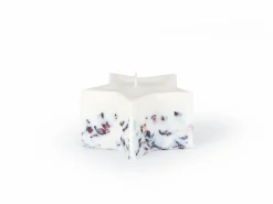 Natürliche Rapswachskerze mit Hibiskusblüten, in Sternenform, ohne Duft, H 6 cm, ø 11 cm