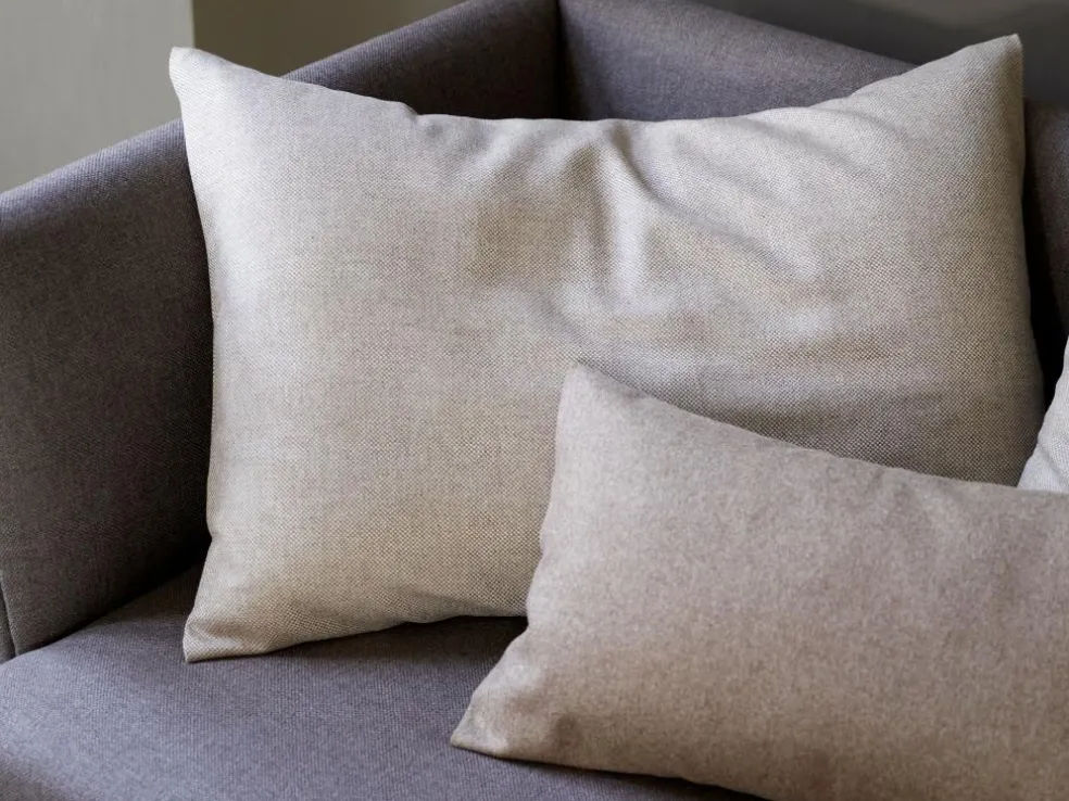 Sofakissen-Überzug, 60 x 85 cm, Wollstoff Tano Natur (79), mit verdeckter Knopfleiste