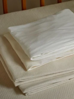 Spannleintuch Jersey, natur, 70 x 160 x 8 cm, 96 % Baumwolle/4 % Elasthan, GOTS