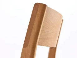 Stuhl Karim, mit handgeflochtener Sitzfläche, Buche