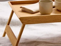 Tabletttisch Torebu aus Eiche