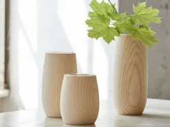 Vase aus Eschenholz, inkl. Glaseinsatz, H 17 cm, ø 8 cm