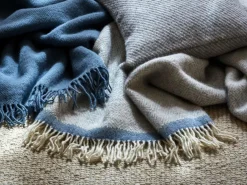 Wohndecke Alice, hellgrau, 130 x 200 cm, 100 % Schurwolle (Lamm), eco-wool